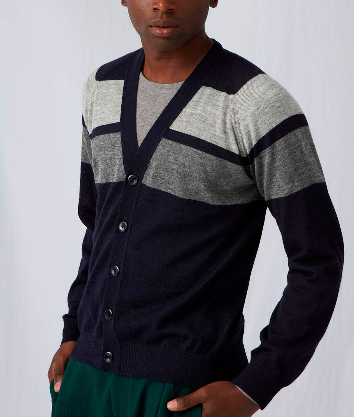 Cardigan Cuello V - Azul Noche